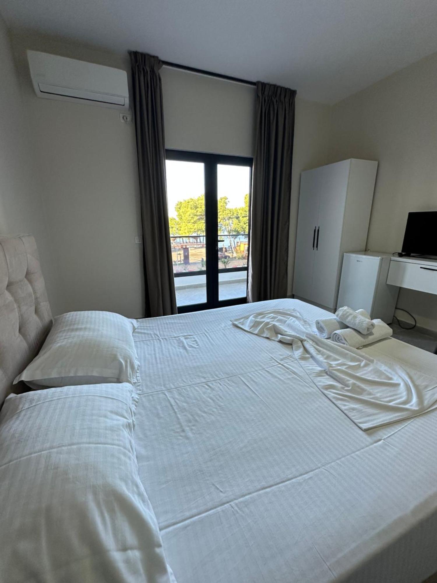 Molla Hotel Restorant Шенджин Экстерьер фото