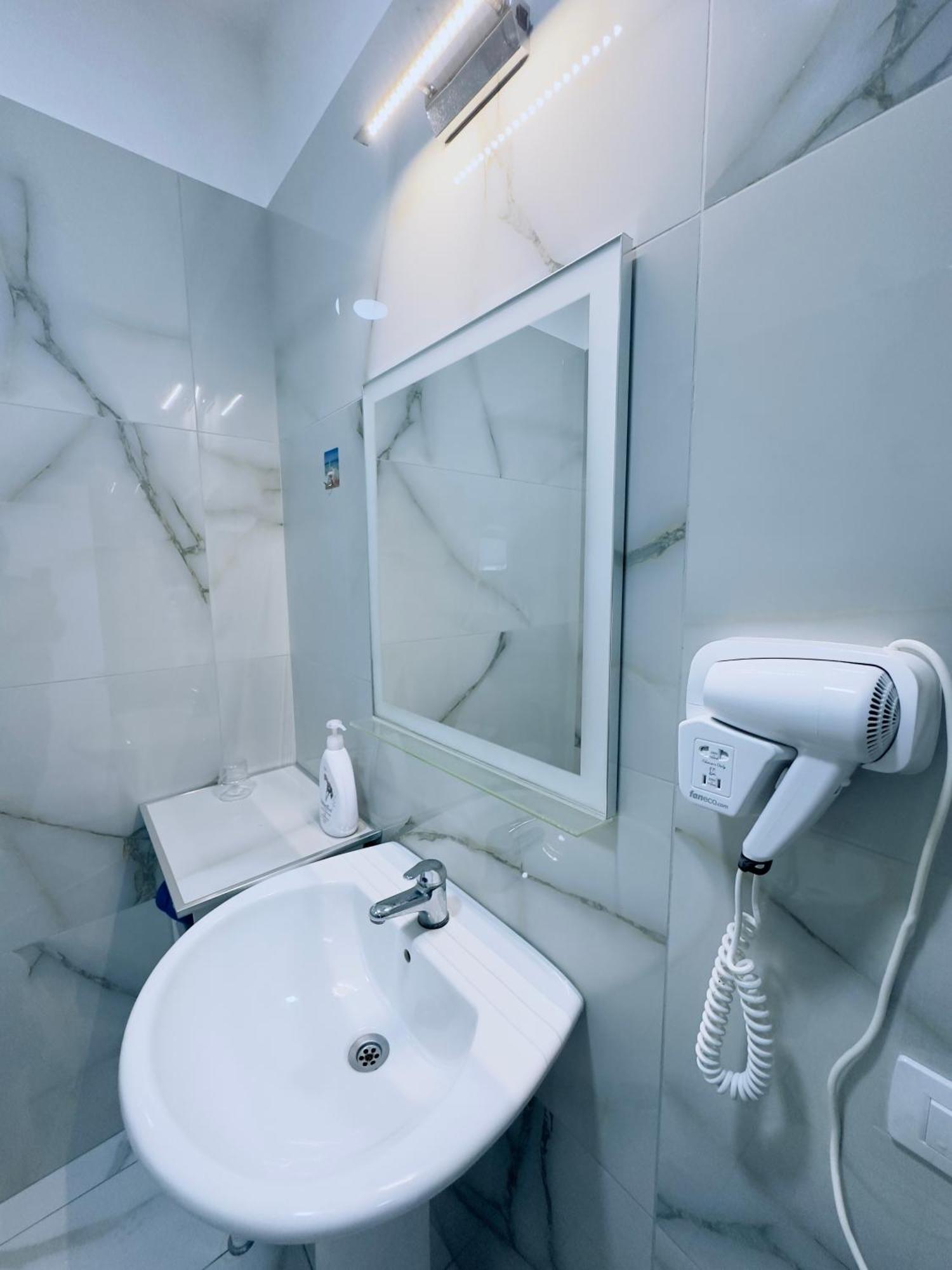 Molla Hotel Restorant Шенджин Экстерьер фото
